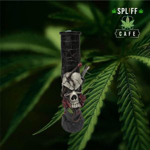 Skull & Roses Bong